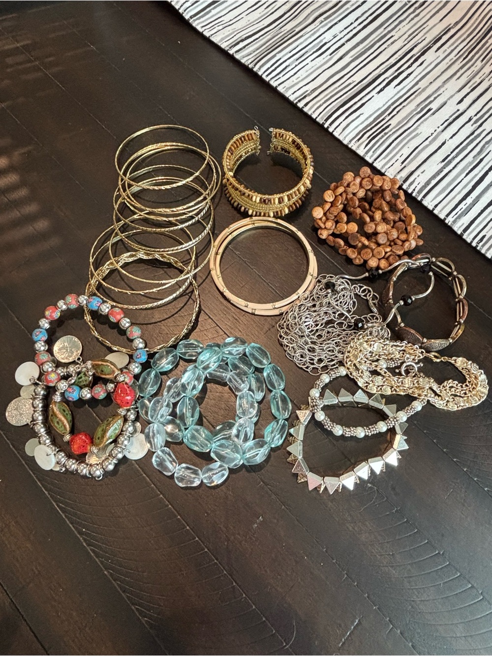 Bundle of Vintage Bracelets & Bangles